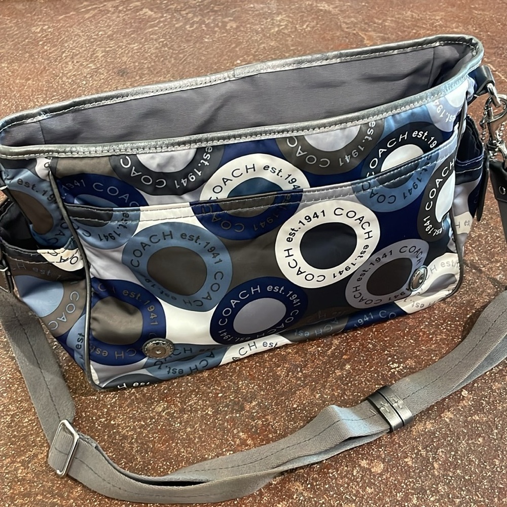 Coach Signature Snaphead Messenger/Diaper Bag